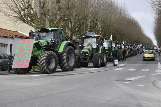 #Onmarchesurlatête - 5,2km de tracteurs sur le pentagone