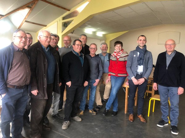 Vendée - Sacs de blé allie solidarité et communication sur la perte de foncier agricole