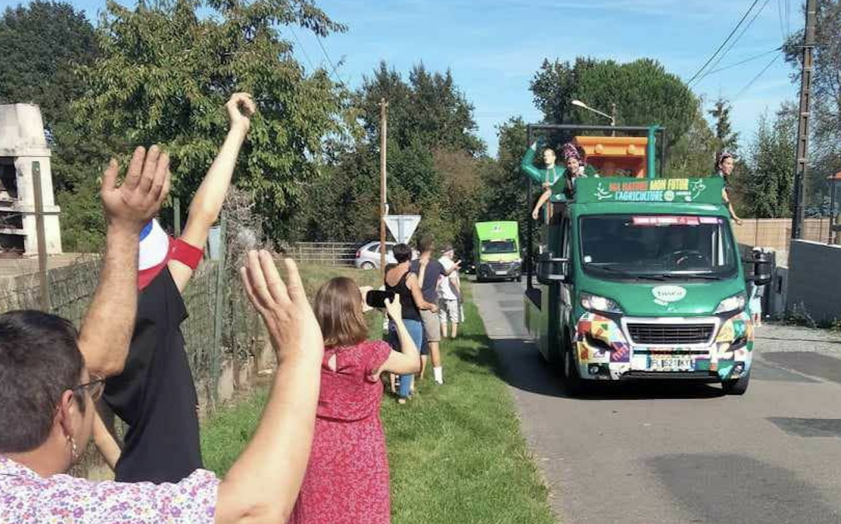 Un tracteur sur le tour de Vendée